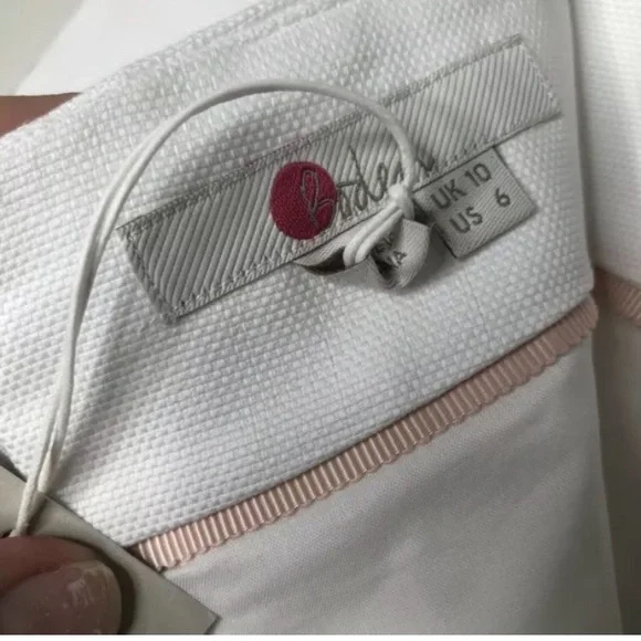 NWT BODEN FUN FLORAL EMBROIDERED WHITE MINI SKIRT - Picture 7 of 8